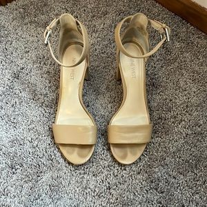 Nine West tan heels. Size 6.5